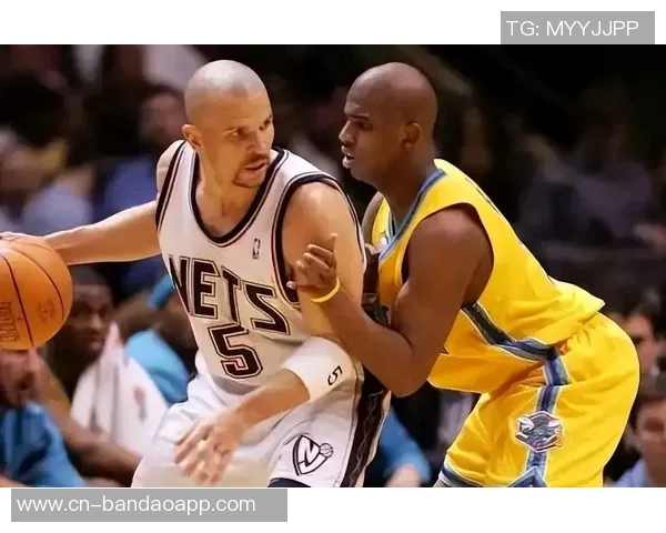 两位传奇控卫保罗与基德场边畅谈助攻榜第二第三的精彩瞬间回顾