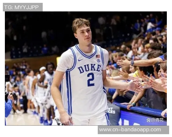 基德赞扬弗拉格年仅18岁却展现出全面攻防能力的成熟表现 基德赞扬弗拉格年仅18岁却展现出全面攻防能力的成熟表现